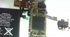Onderdelen Apple iPhone 4S bij elkaar geraapt