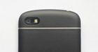 BlackBerry Q10 opgedoken met rubberen achterkant