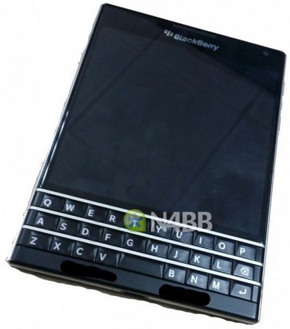 BlackBerry Q30 Windermere