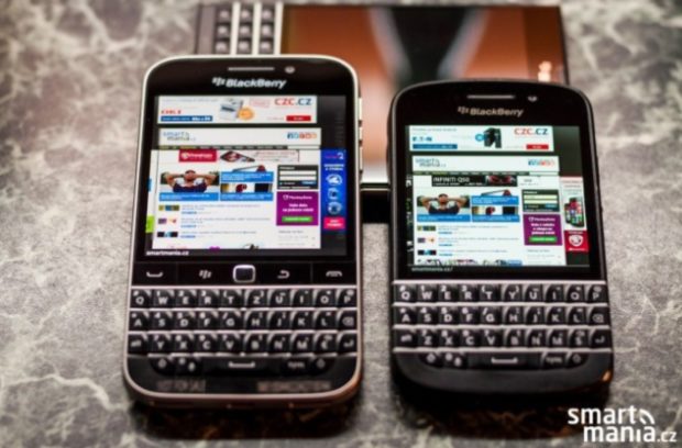 BlackBerry Classic vs Q10