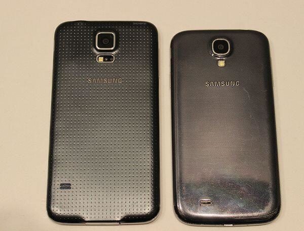 Samsung Galaxy S5 and S4 rear