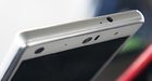 Acer Liquid X2 heeft ruimte voor 3 simkaarten, bevat joekel van batterij