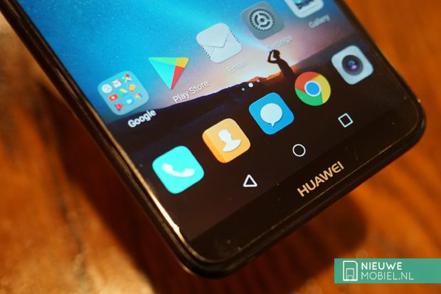 Huawei Mate 10 Lite onderkant