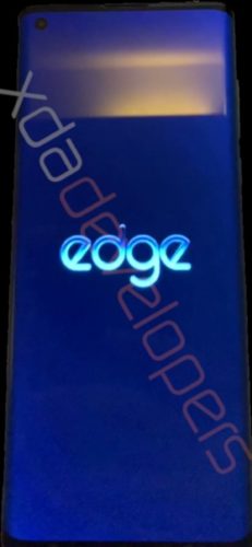 Motorola Edge front screen