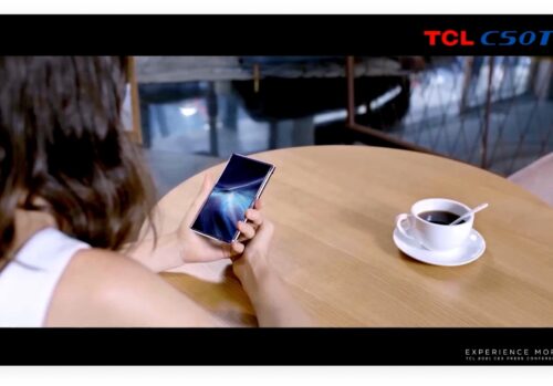 El TCL muestra una pantalla enrollable de 6,7 pulgadas AMOLED