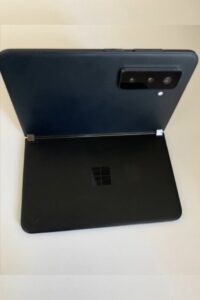 Microsoft Surface Duo 2 in Schwarz