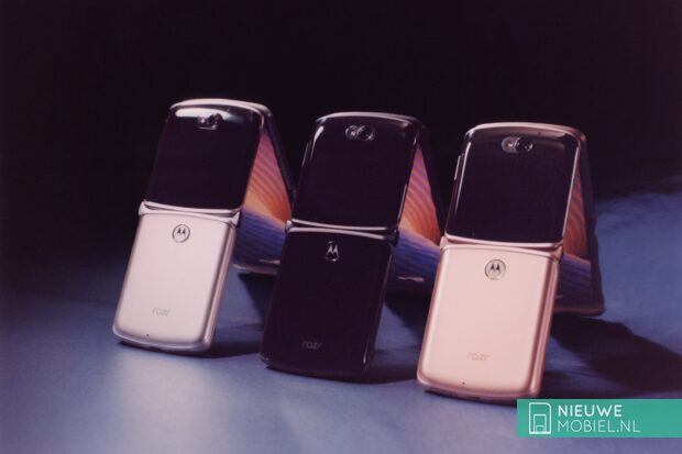 Motorola razr colours