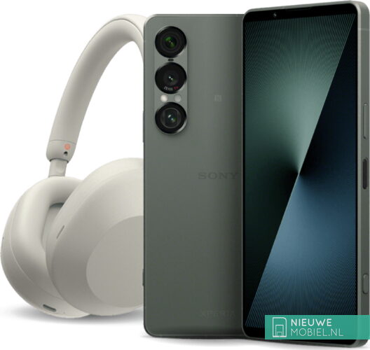 Sony Xperia 1 VII in Moss Green with Sony WH-1000XM5