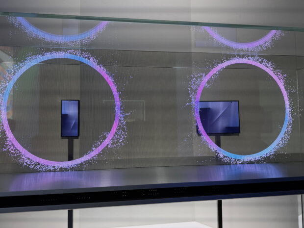 Flere Samsung Galaxy TriFold-bilder