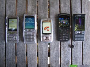 comparison kg920 e70 Z400 x820 k800i 02