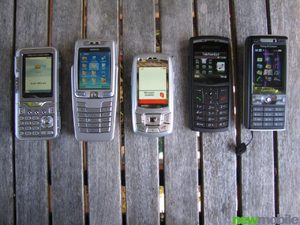 comparison kg920 e70 Z400 x820 k800i 03