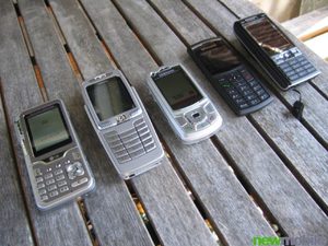 comparison kg920 e70 Z400 x820 k800i 04