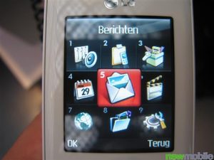 LG KG800 White Edition 06