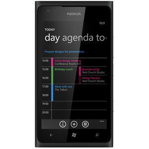 Nokia Lumia 900 svart front