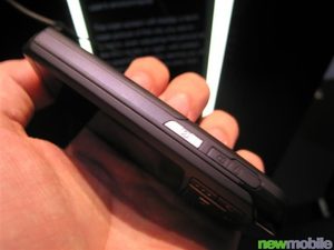Samsung D900 Blue Edition 18