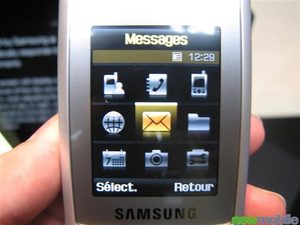 Samsung D900 Silver Edition 14