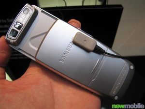 Samsung D900 Silver Edition 3