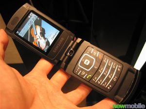 Samsung Z620 10