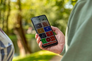 Senifone S1 lifestyle 4