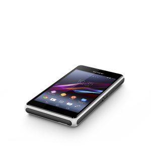 Sony Xperia E1 zwart voorkant schuin 2