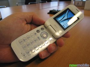 Sony Ericsson Z610i 10