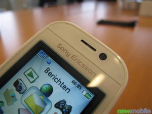 Sony Ericsson Z610i 13
