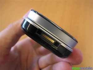 Sony Ericsson Z610i 37
